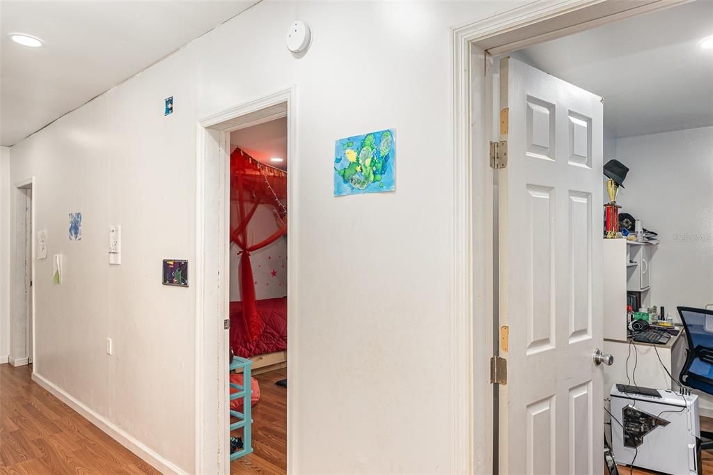 待售: $342,950 (5 贝兹, 2 浴室, 1620 平方英尺)