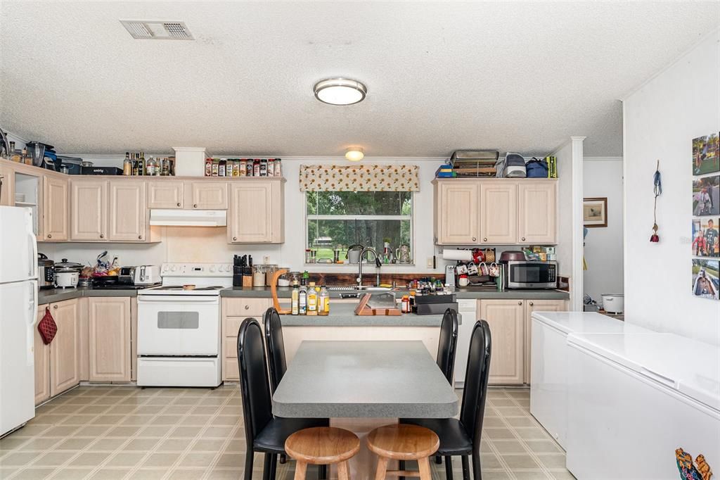 待售: $342,950 (5 贝兹, 2 浴室, 1620 平方英尺)