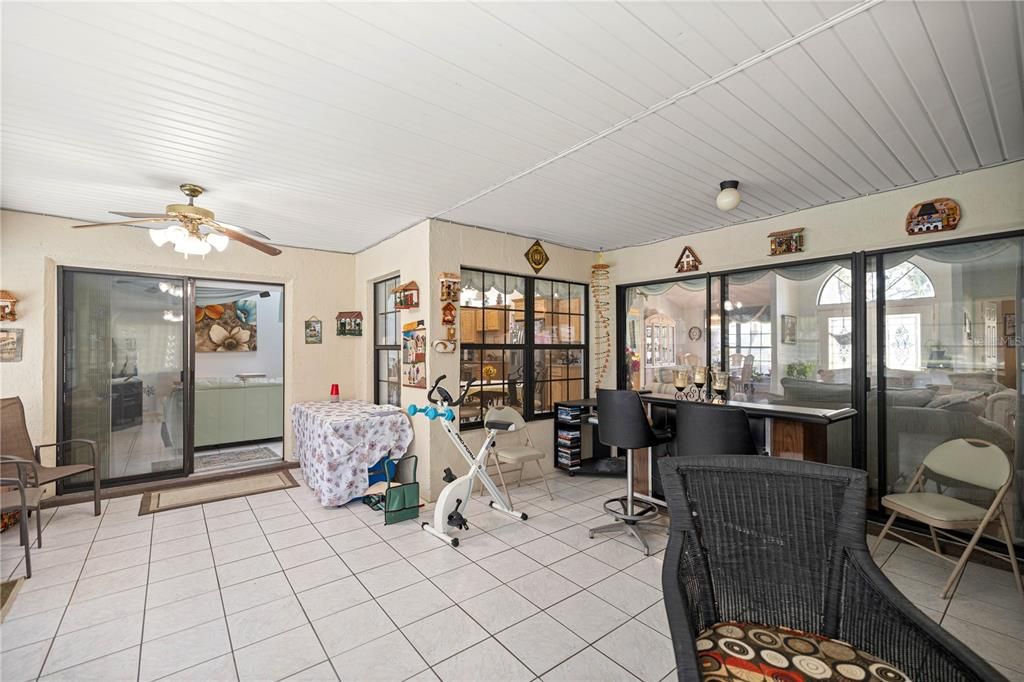 На продажу: $679,000 (4 спален, 2 ванн, 2262 Квадратных фут)