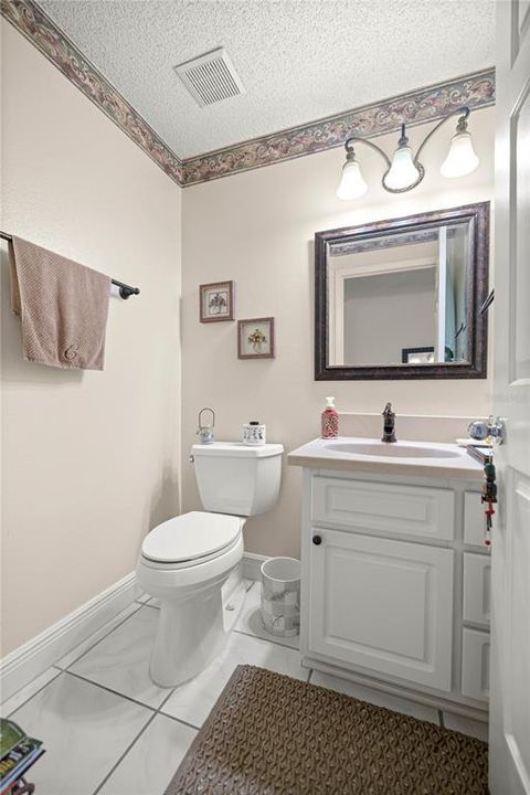 На продажу: $679,000 (4 спален, 2 ванн, 2262 Квадратных фут)