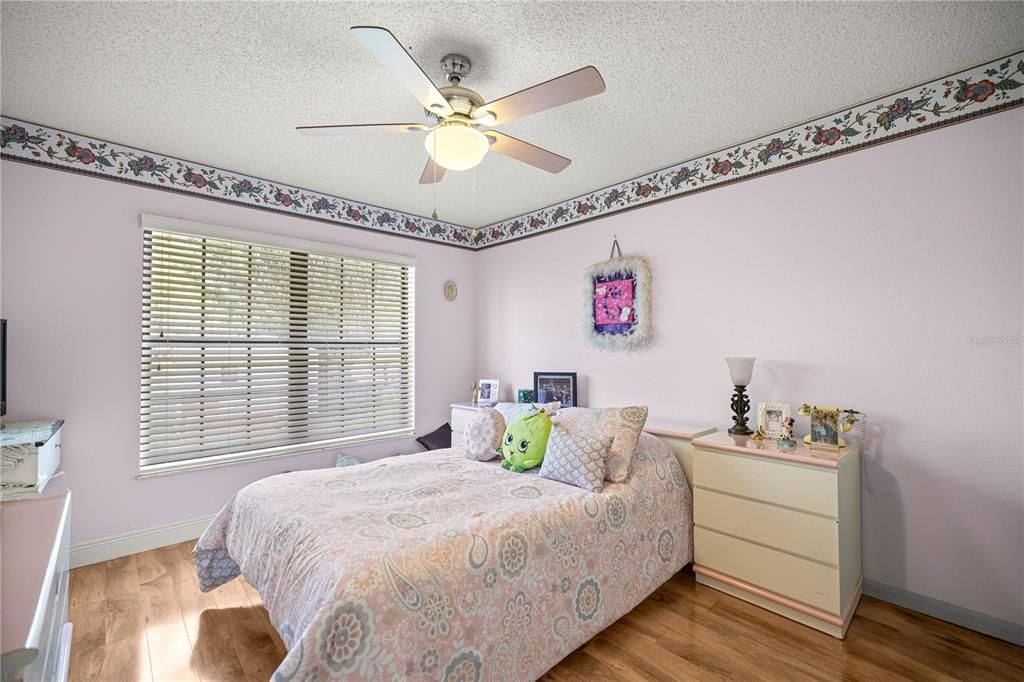 На продажу: $679,000 (4 спален, 2 ванн, 2262 Квадратных фут)