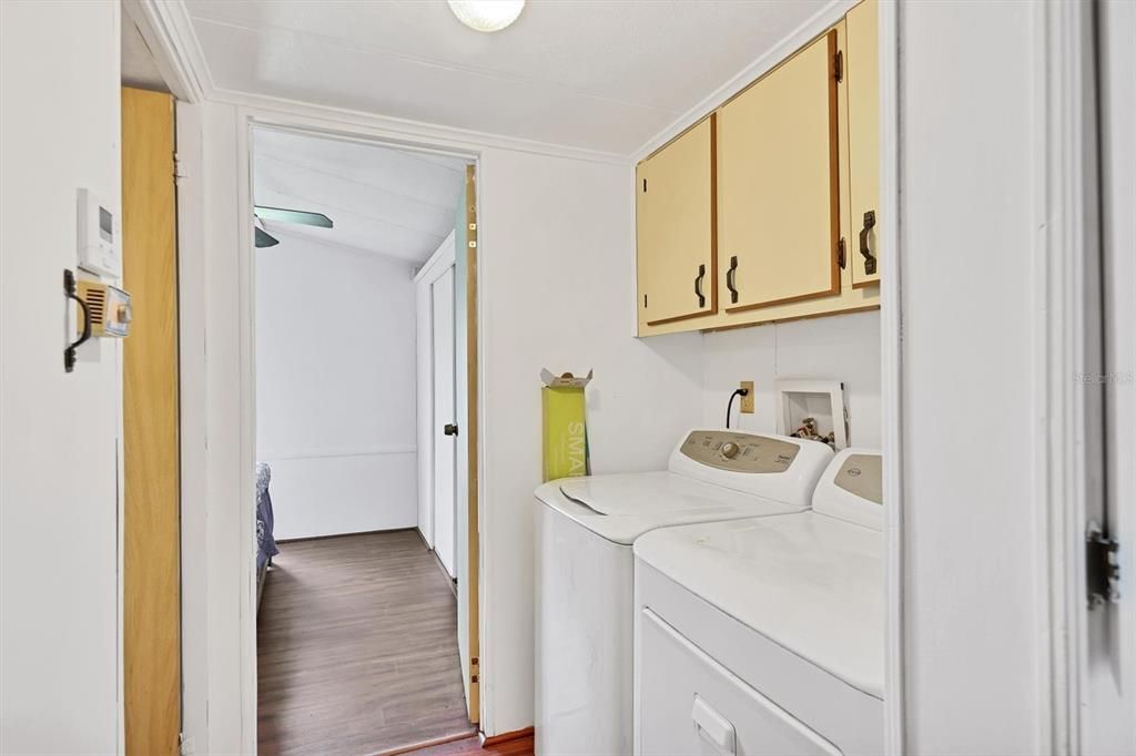 For Sale: $90,000 (2 beds, 2 baths, 784 Square Feet)