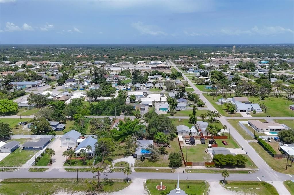 Active With Contract: $200,000 (3 beds, 2 baths, 2002 Square Feet)
