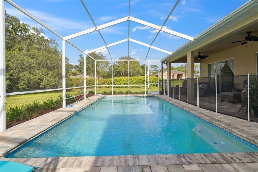 Activo con contrato: $469,999 (3 camas, 3 baños, 2144 Pies cuadrados)