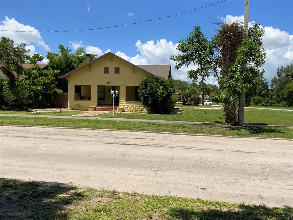 待售: $950,000 (7 贝兹, 5 浴室, 4662 平方英尺)