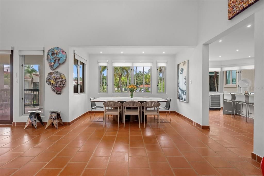 For Sale: $1,570,000 (3 beds, 3 baths, 0 Square Feet)