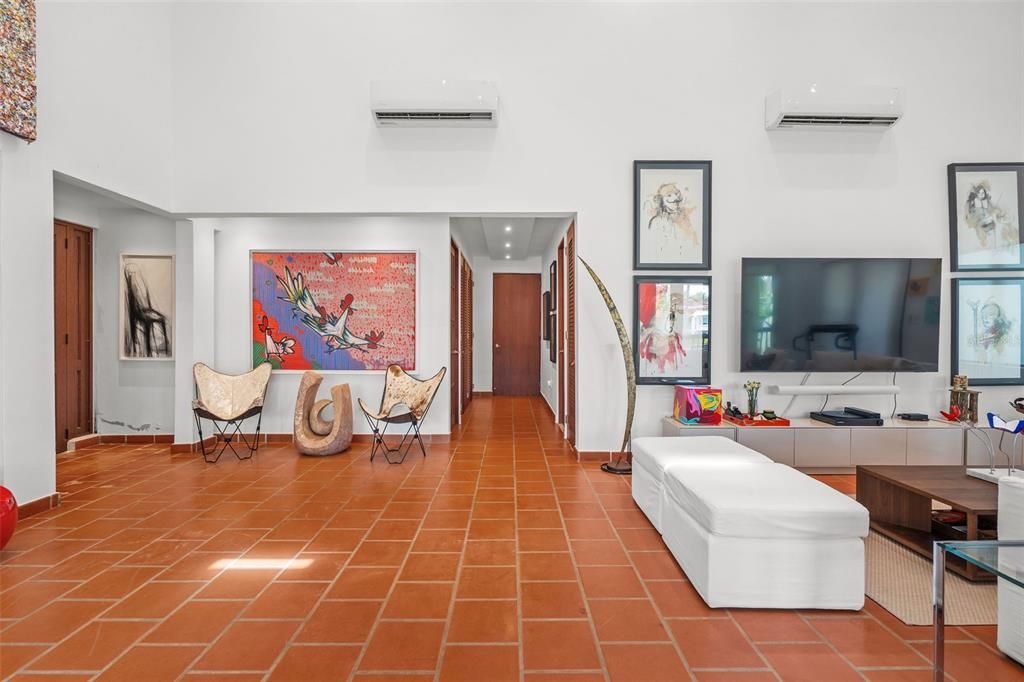 For Sale: $1,570,000 (3 beds, 3 baths, 0 Square Feet)