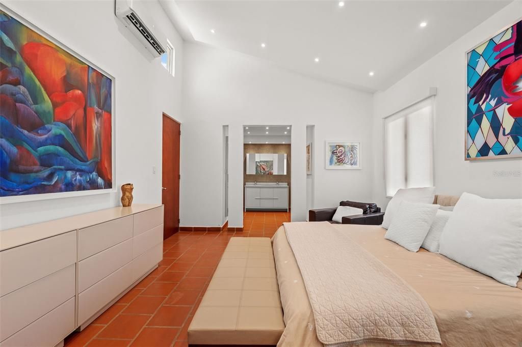 For Sale: $1,570,000 (3 beds, 3 baths, 0 Square Feet)