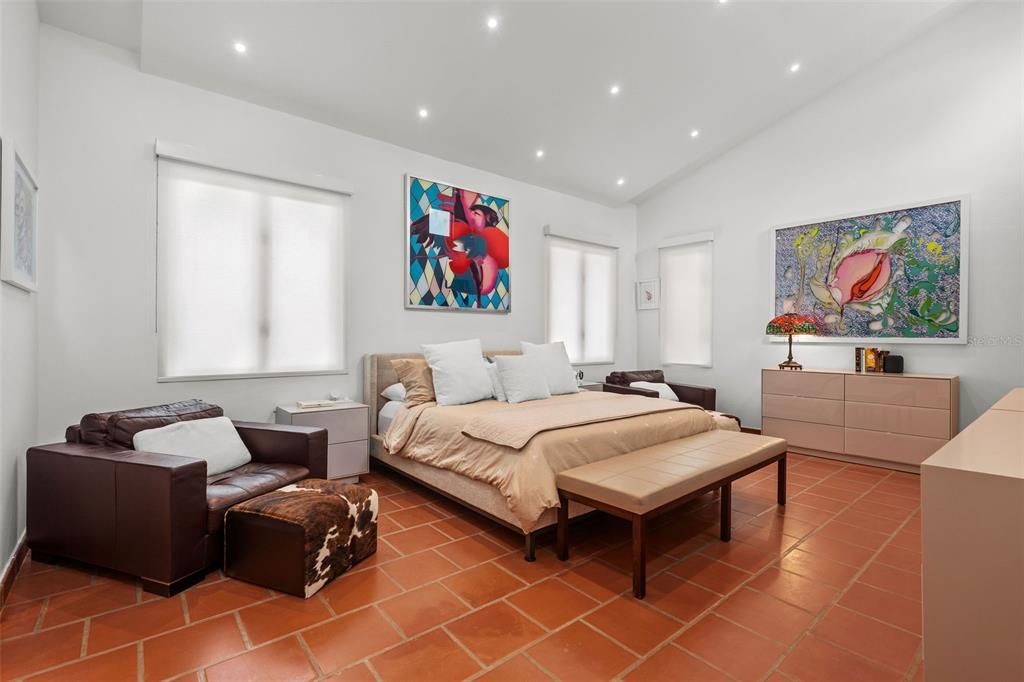 For Sale: $1,570,000 (3 beds, 3 baths, 0 Square Feet)