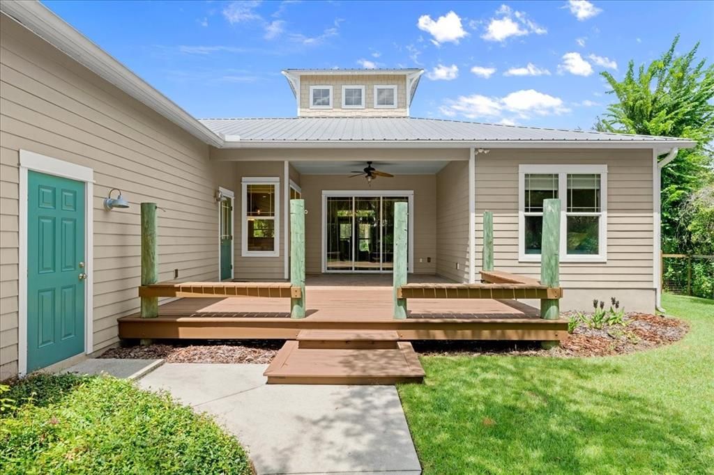 На продажу: $674,900 (3 спален, 2 ванн, 1816 Квадратных фут)