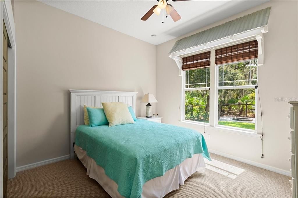 На продажу: $674,900 (3 спален, 2 ванн, 1816 Квадратных фут)