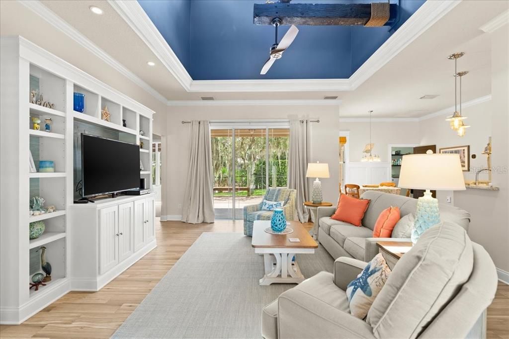 На продажу: $674,900 (3 спален, 2 ванн, 1816 Квадратных фут)