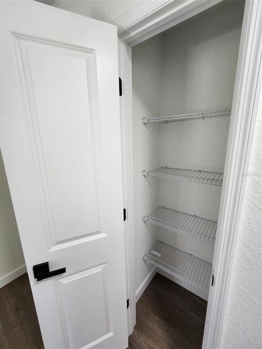 На продажу: $220,000 (3 спален, 2 ванн, 1013 Квадратных фут)