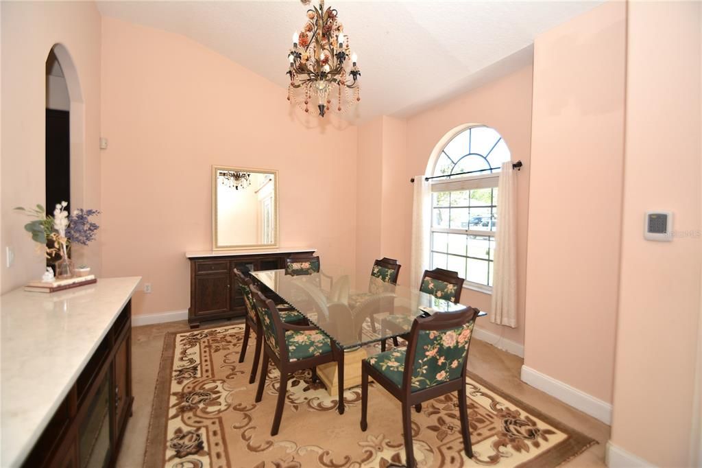 Active With Contract: $399,900 (4 beds, 2 baths, 2884 Square Feet)