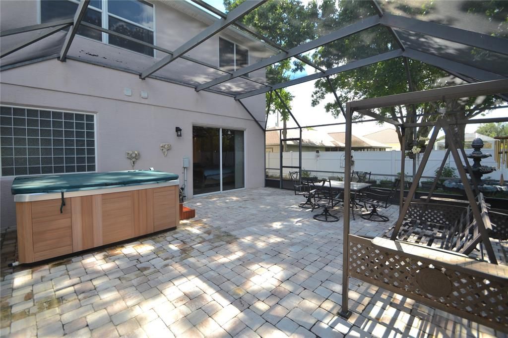 Active With Contract: $399,900 (4 beds, 2 baths, 2884 Square Feet)