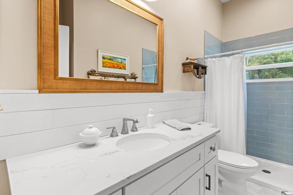 Active With Contract: $565,000 (2 beds, 2 baths, 972 Square Feet)