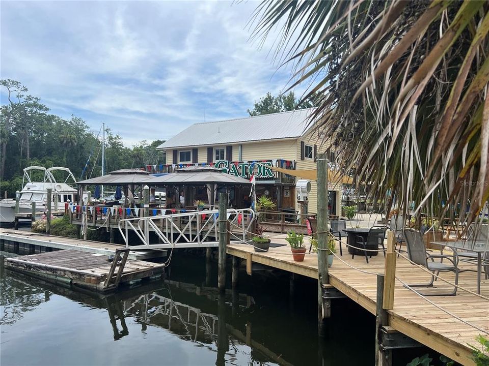 Active With Contract: $565,000 (2 beds, 2 baths, 972 Square Feet)