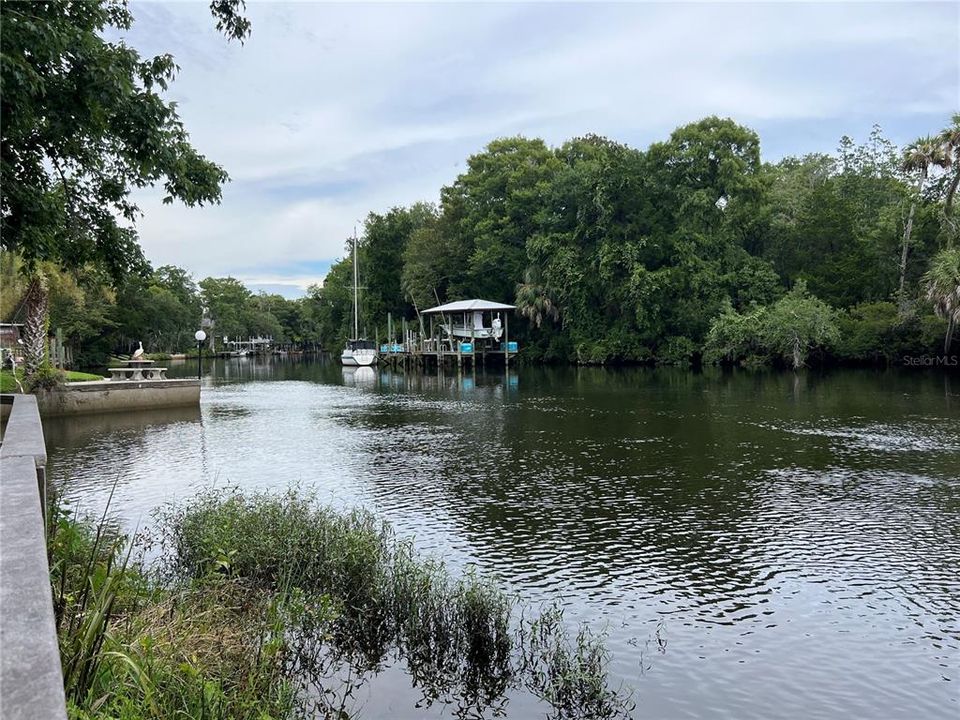 Active With Contract: $565,000 (2 beds, 2 baths, 972 Square Feet)