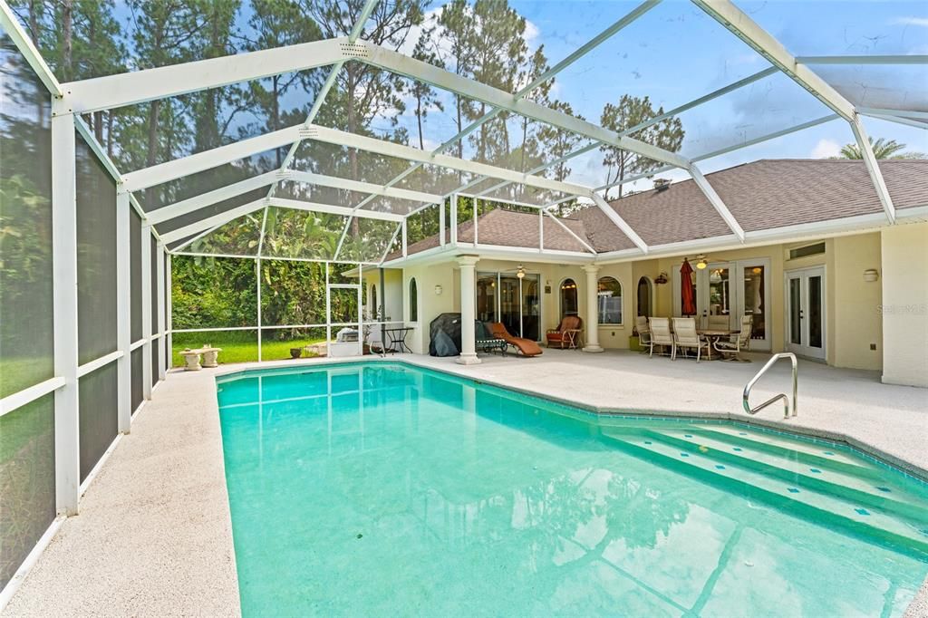 En Venta: $565,000 (3 camas, 2 baños, 2370 Pies cuadrados)