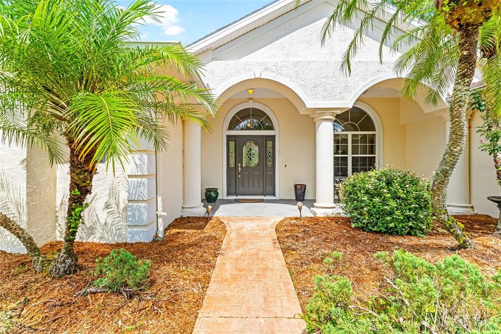 En Venta: $565,000 (3 camas, 2 baños, 2370 Pies cuadrados)