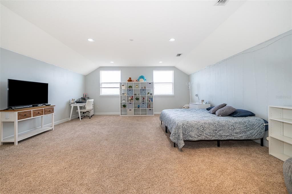 待售: $790,000 (4 贝兹, 3 浴室, 3681 平方英尺)