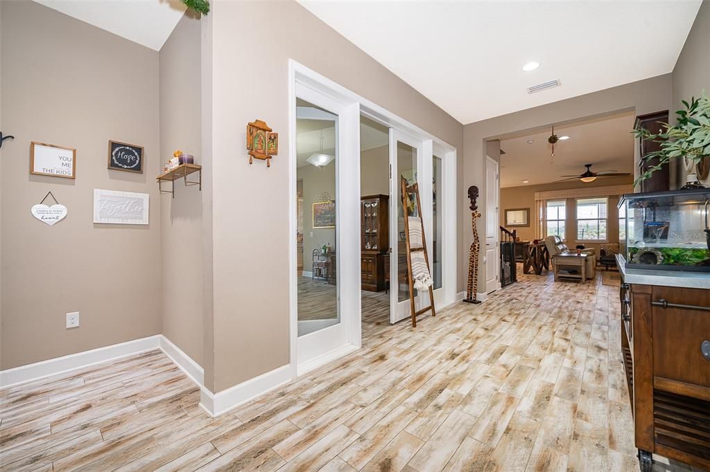 待售: $790,000 (4 贝兹, 3 浴室, 3681 平方英尺)