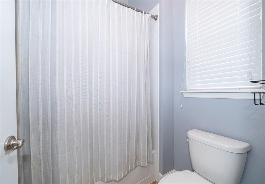 待售: $790,000 (4 贝兹, 3 浴室, 3681 平方英尺)