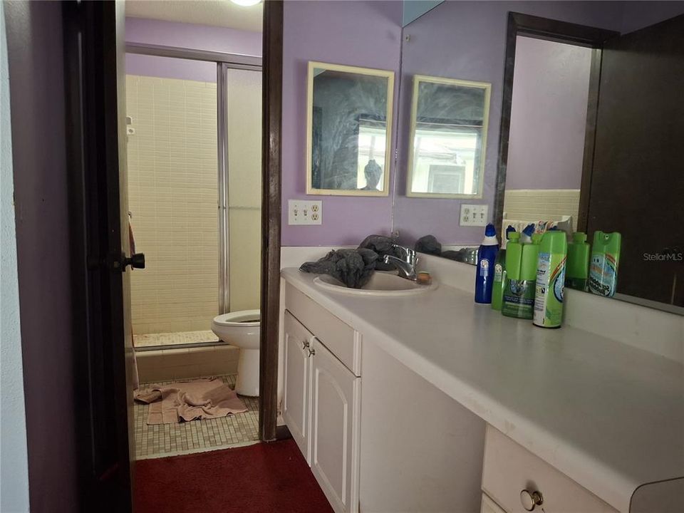 For Sale: $285,000 (5 beds, 3 baths, 2822 Square Feet)