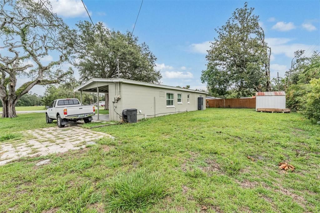 Под контрактом: $199,995 (2 спален, 1 ванн, 936 Квадратных фут)