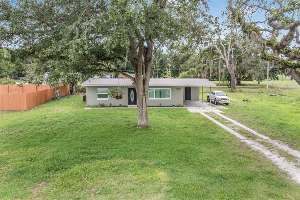 Под контрактом: $199,995 (2 спален, 1 ванн, 936 Квадратных фут)