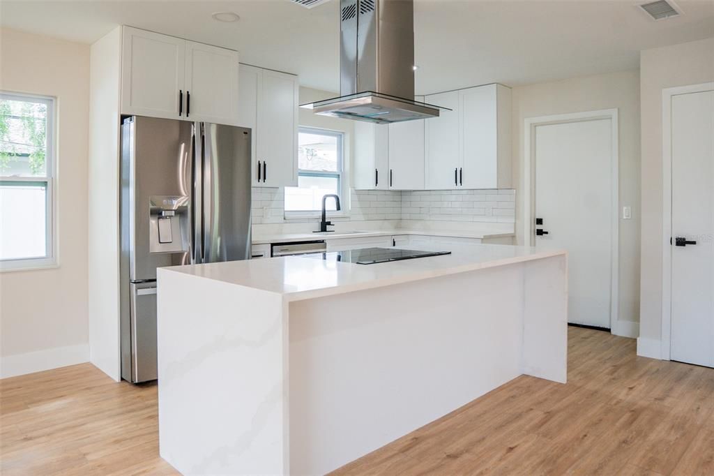 En Venta: $409,000 (3 camas, 2 baños, 1516 Pies cuadrados)