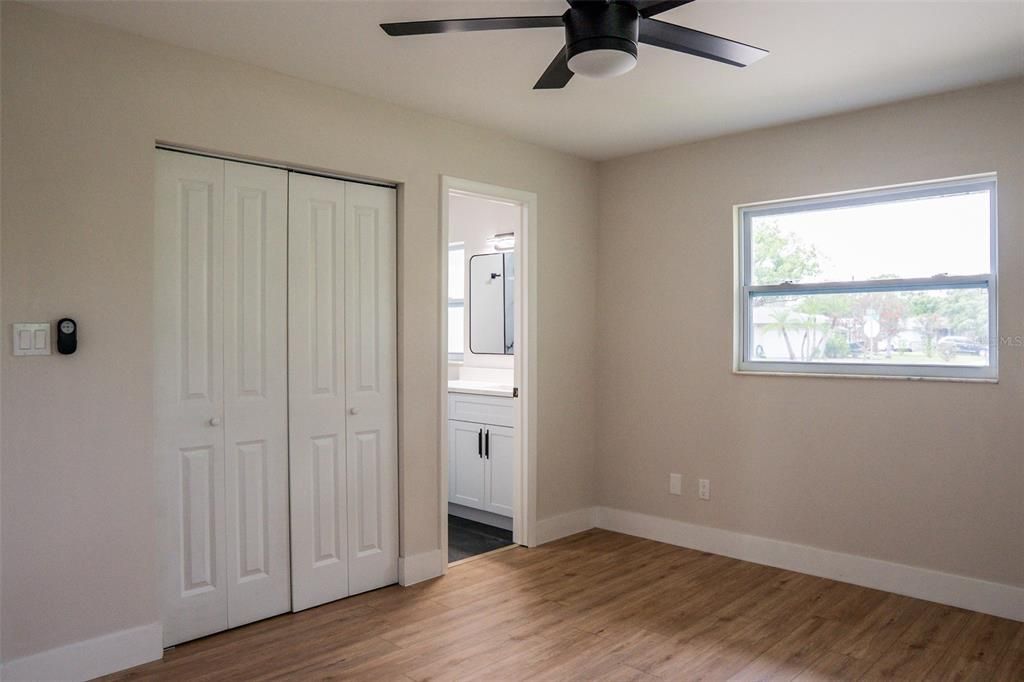 En Venta: $409,000 (3 camas, 2 baños, 1516 Pies cuadrados)