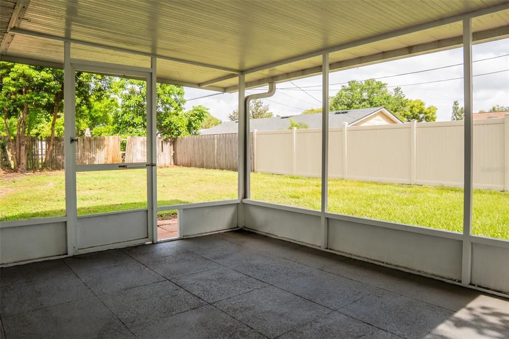 En Venta: $409,000 (3 camas, 2 baños, 1516 Pies cuadrados)