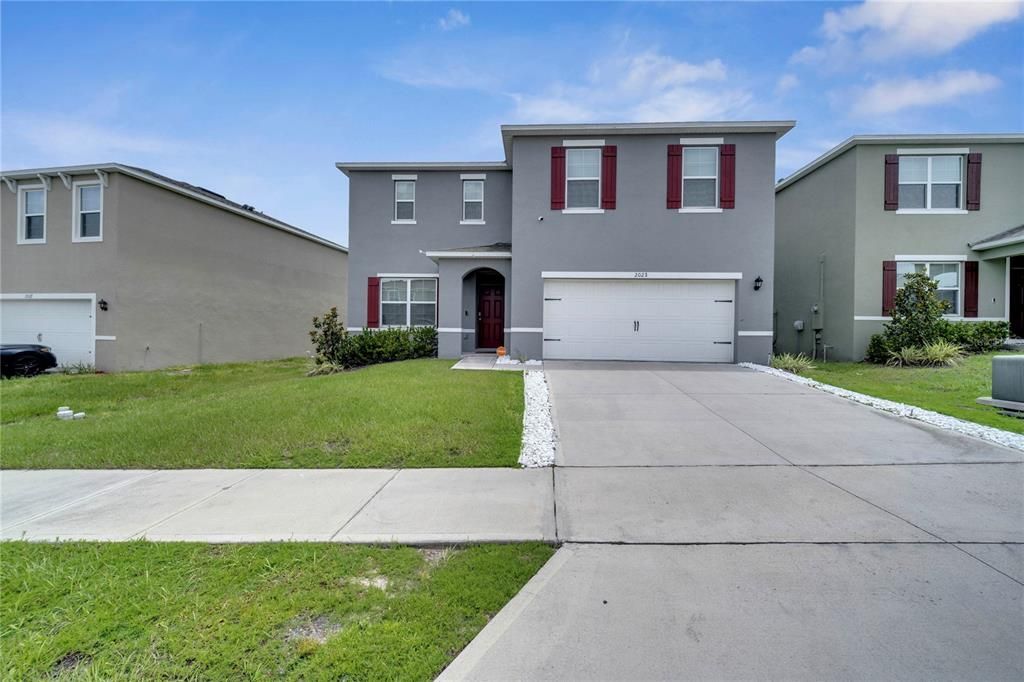 待售: $480,000 (4 贝兹, 2 浴室, 2235 平方英尺)