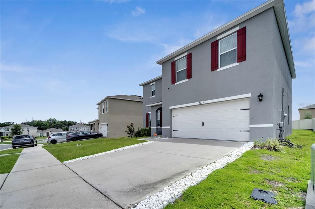 待售: $480,000 (4 贝兹, 2 浴室, 2235 平方英尺)