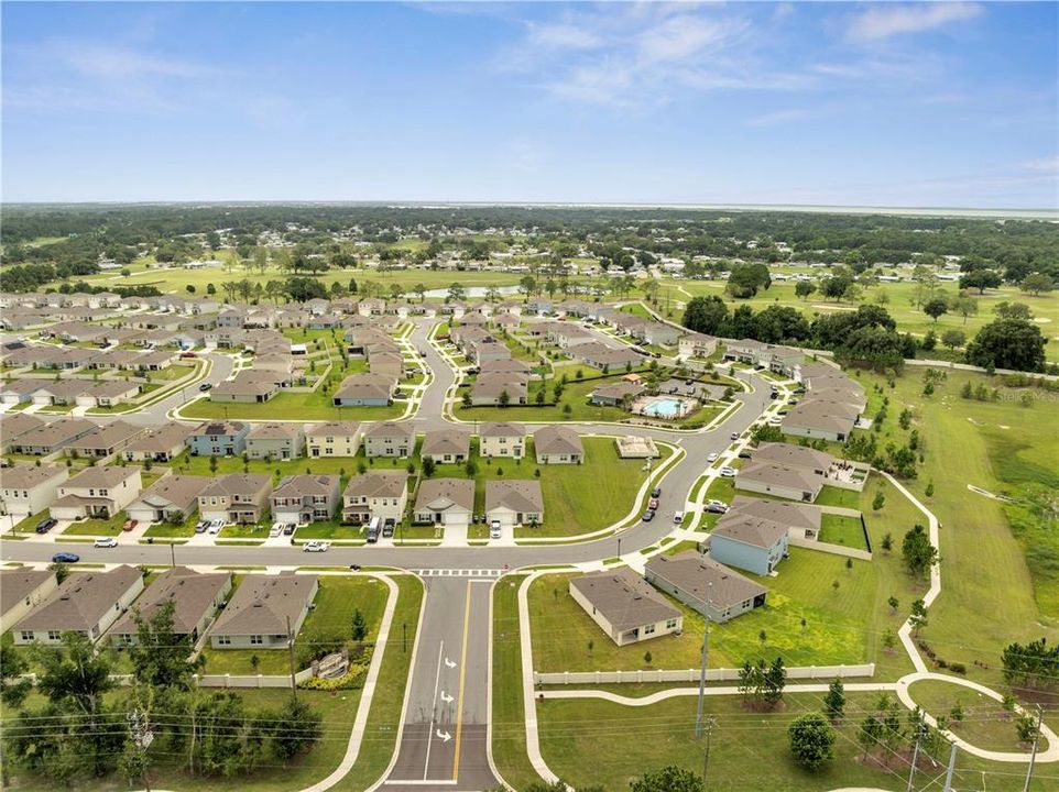 待售: $480,000 (4 贝兹, 2 浴室, 2235 平方英尺)