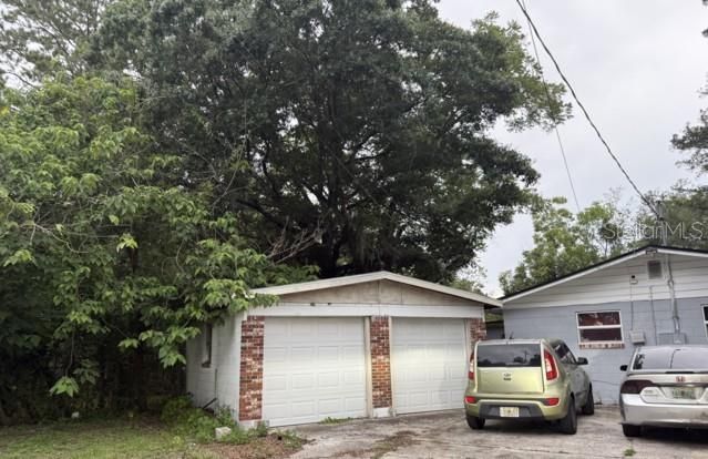 待售: $190,000 (4 贝兹, 2 浴室, 1632 平方英尺)