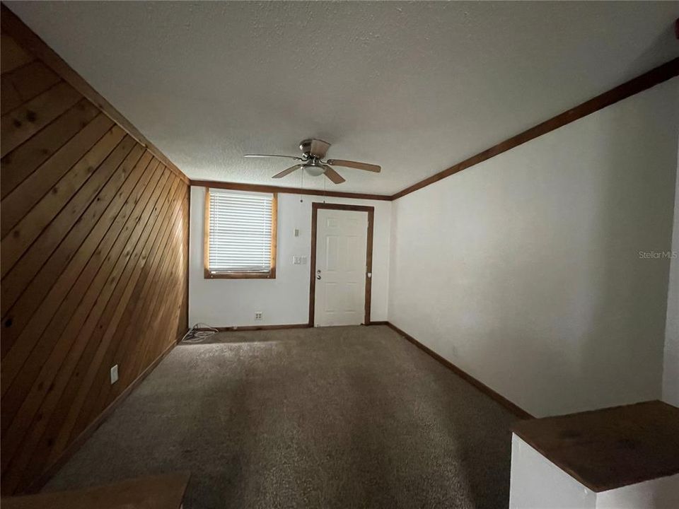 На продажу: $499,900 (3 спален, 2 ванн, 1715 Квадратных фут)