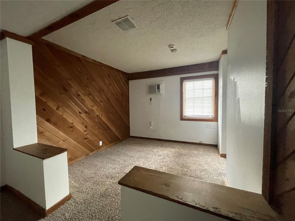 На продажу: $499,900 (3 спален, 2 ванн, 1715 Квадратных фут)