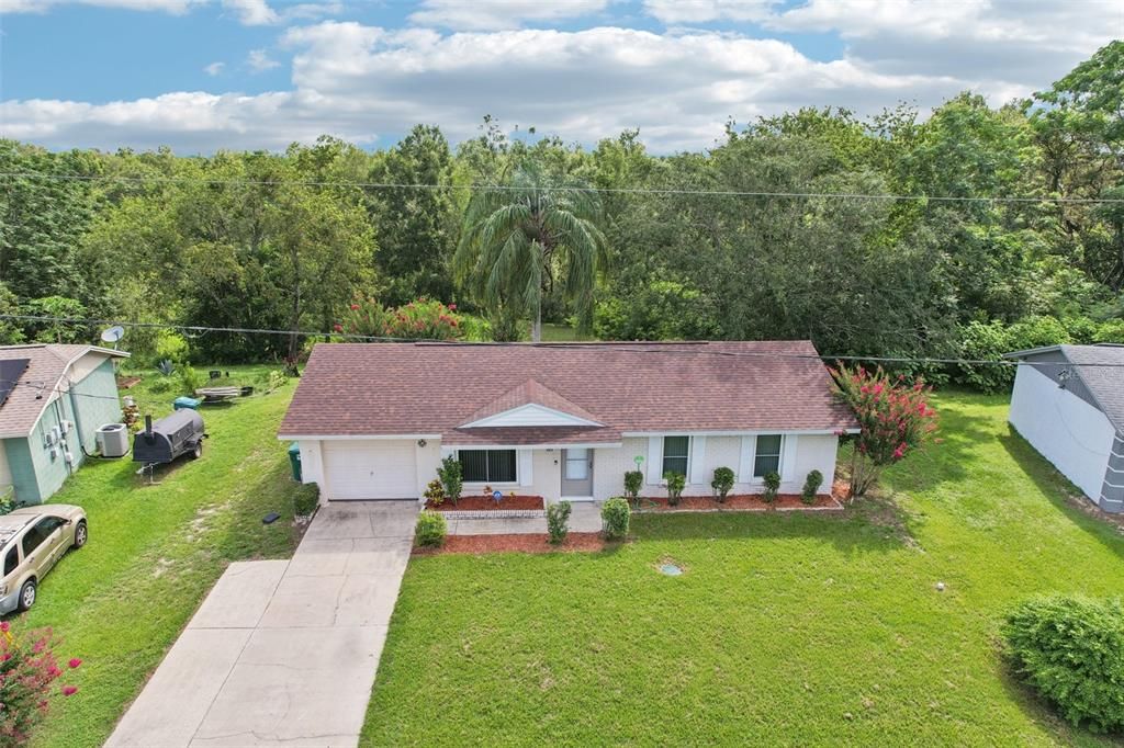 合同活跃: $216,999 (3 贝兹, 1 浴室, 1000 平方英尺)