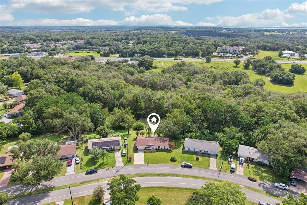 合同活跃: $216,999 (3 贝兹, 1 浴室, 1000 平方英尺)