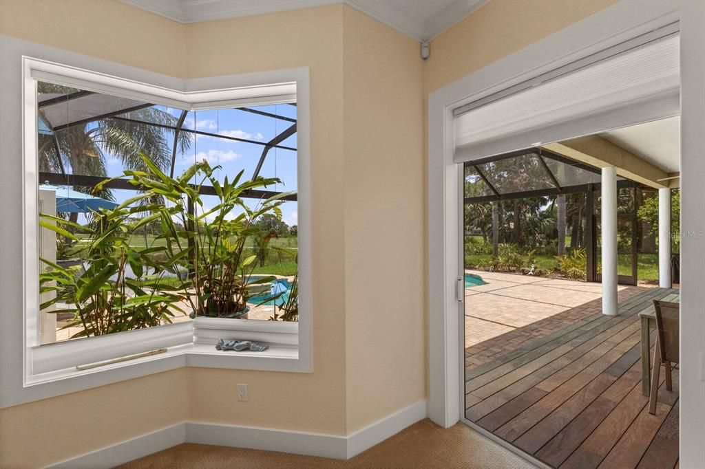 Active With Contract: $1,150,000 (3 beds, 2 baths, 2902 Square Feet)