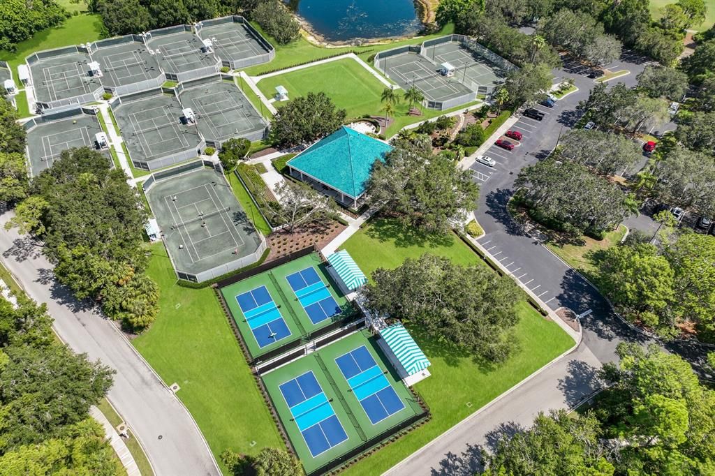 Active With Contract: $1,150,000 (3 beds, 2 baths, 2902 Square Feet)