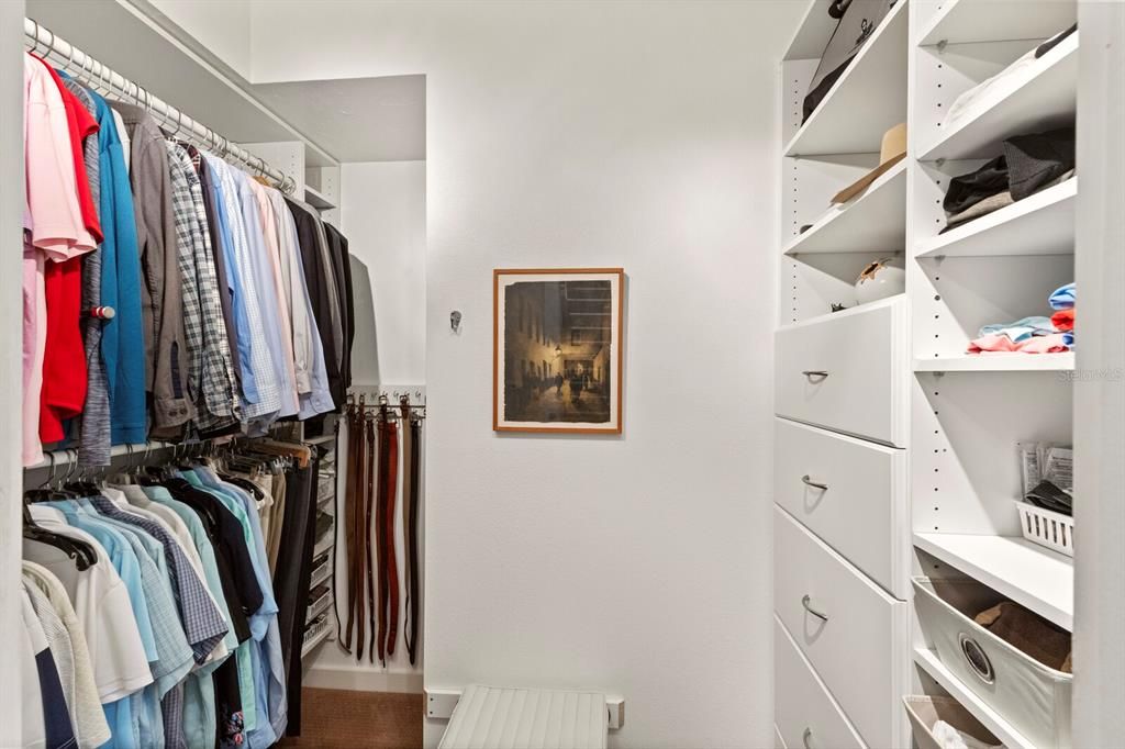 Active With Contract: $1,150,000 (3 beds, 2 baths, 2902 Square Feet)