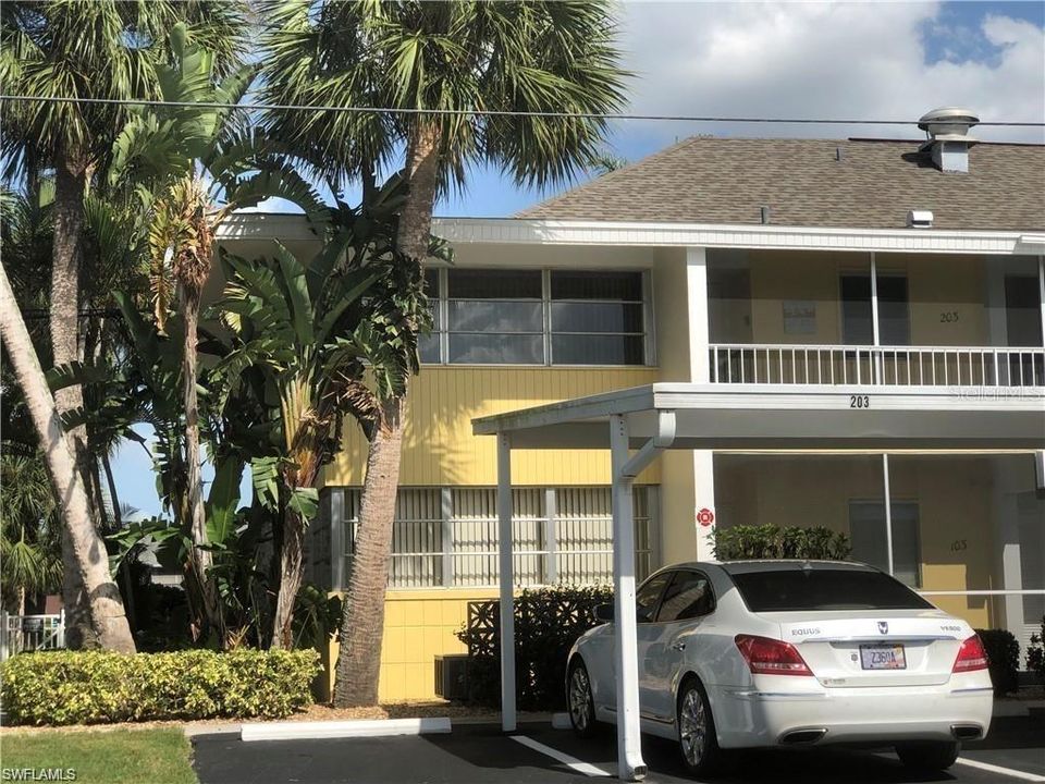 For Rent: $4,000 (2 beds, 2 baths, 1117 Square Feet)