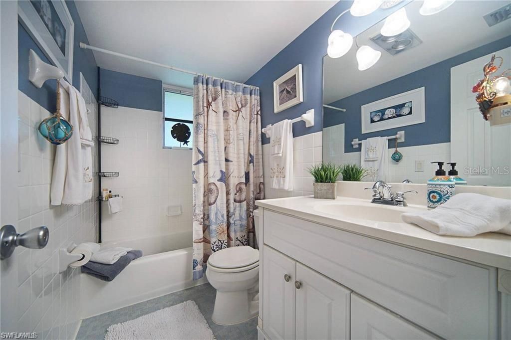 For Rent: $4,000 (2 beds, 2 baths, 1117 Square Feet)