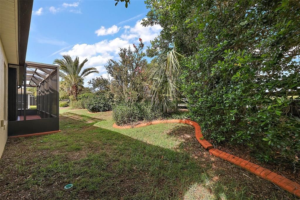 For Sale: $425,000 (3 beds, 2 baths, 1953 Square Feet)