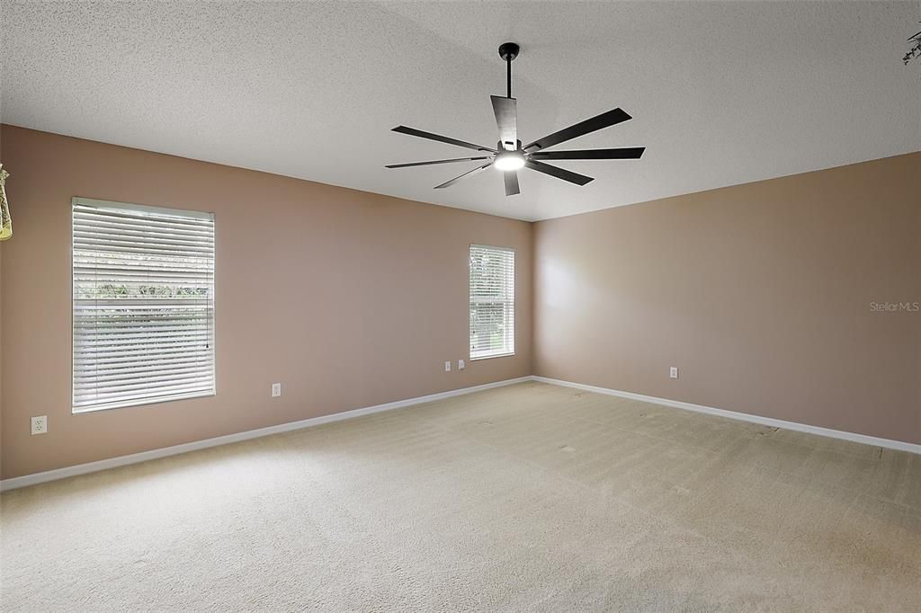 For Sale: $425,000 (3 beds, 2 baths, 1953 Square Feet)