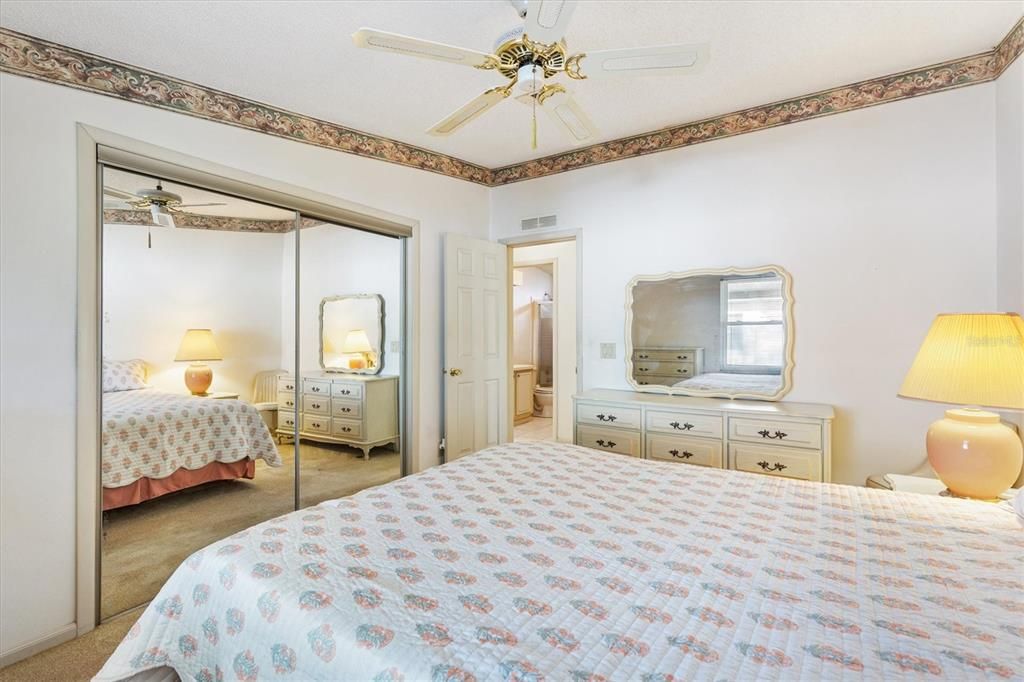 Activo con contrato: $190,000 (2 camas, 2 baños, 1332 Pies cuadrados)