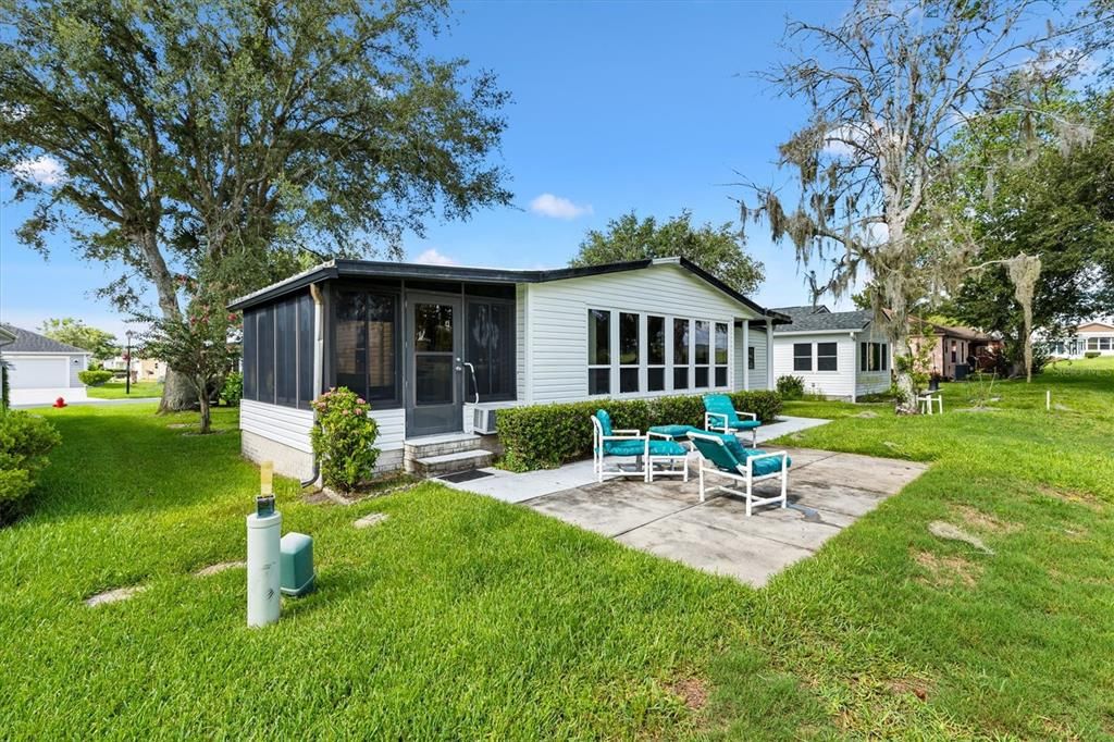 Activo con contrato: $190,000 (2 camas, 2 baños, 1332 Pies cuadrados)